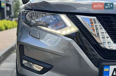 Внедорожник / Кроссовер Nissan X-Trail 2019 в 