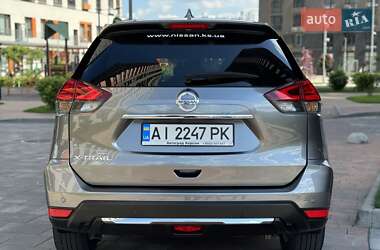 Внедорожник / Кроссовер Nissan X-Trail 2019 в 