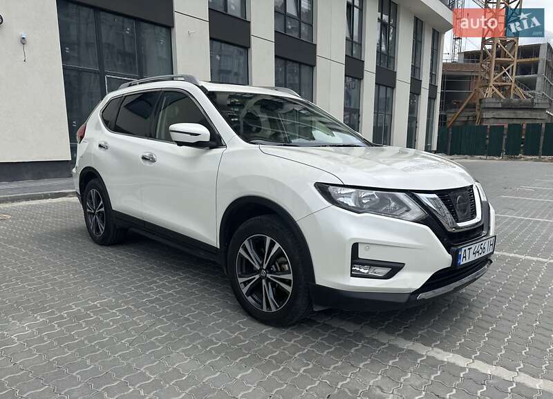 Позашляховик / Кросовер Nissan X-Trail 2018 в Івано-Франківську