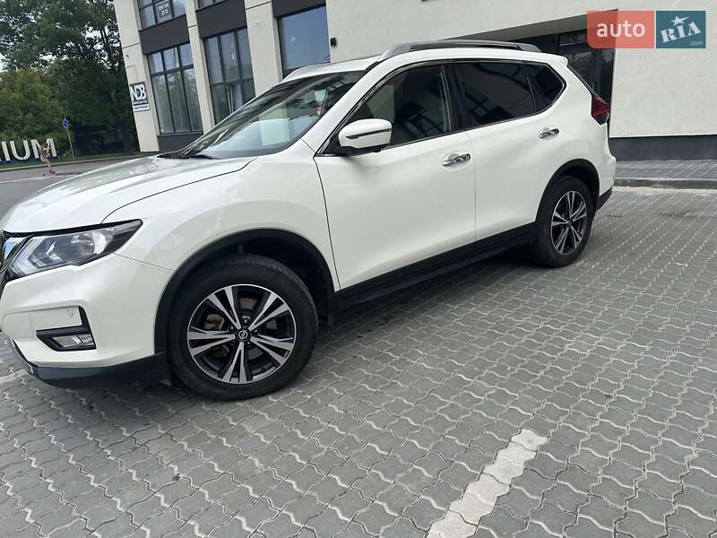 Позашляховик / Кросовер Nissan X-Trail 2018 в Івано-Франківську