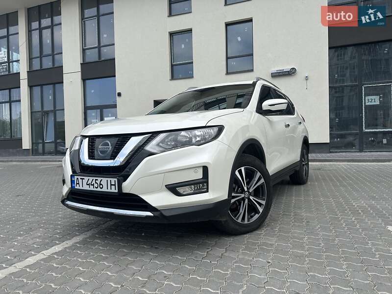 Позашляховик / Кросовер Nissan X-Trail 2018 в Івано-Франківську