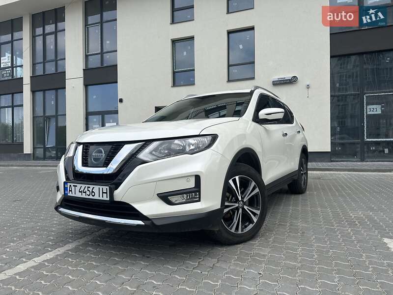 Позашляховик / Кросовер Nissan X-Trail 2018 в Івано-Франківську