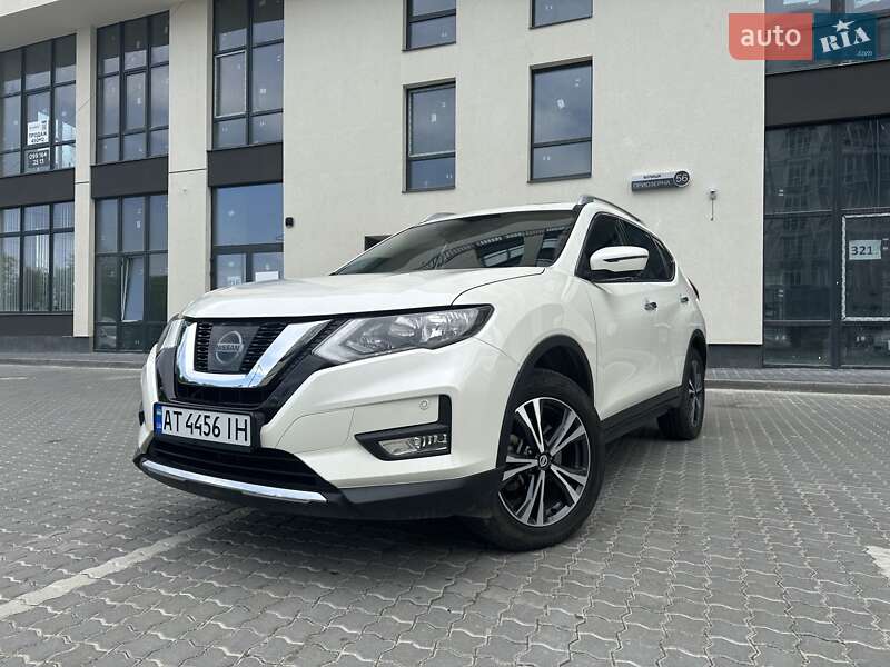Позашляховик / Кросовер Nissan X-Trail 2018 в Івано-Франківську
