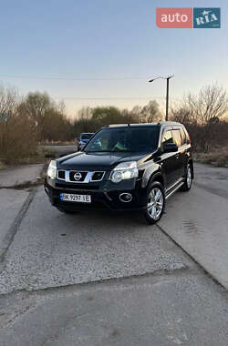 Позашляховик / Кросовер Nissan X-Trail 2012 в Рівному