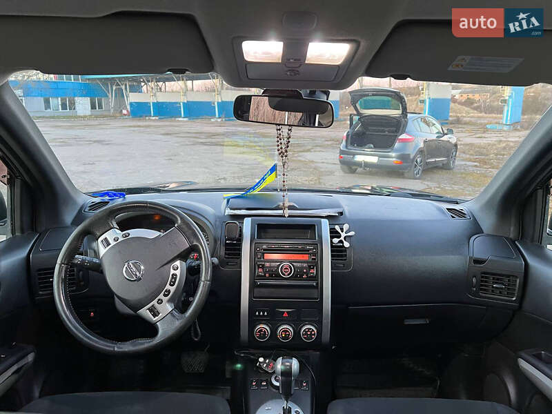 Позашляховик / Кросовер Nissan X-Trail 2012 в Рівному