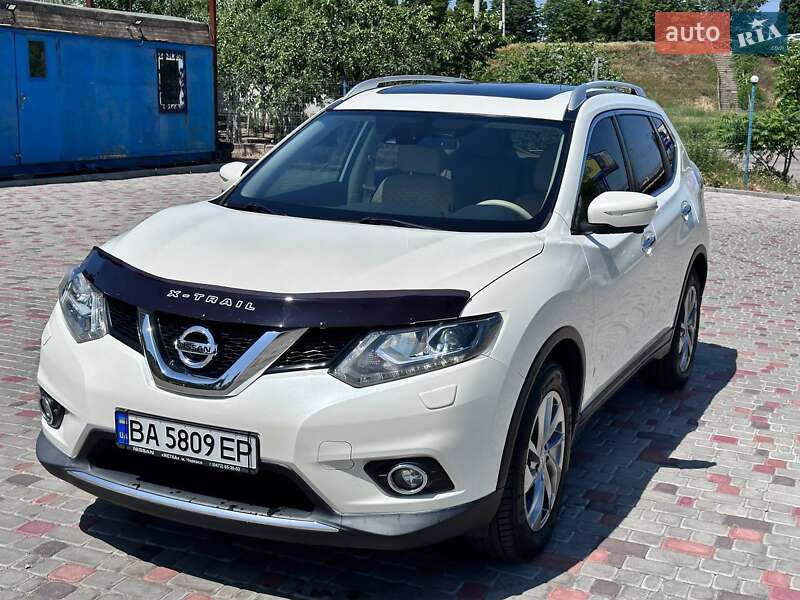 Внедорожник / Кроссовер Nissan X-Trail 2017 в Кропивницком