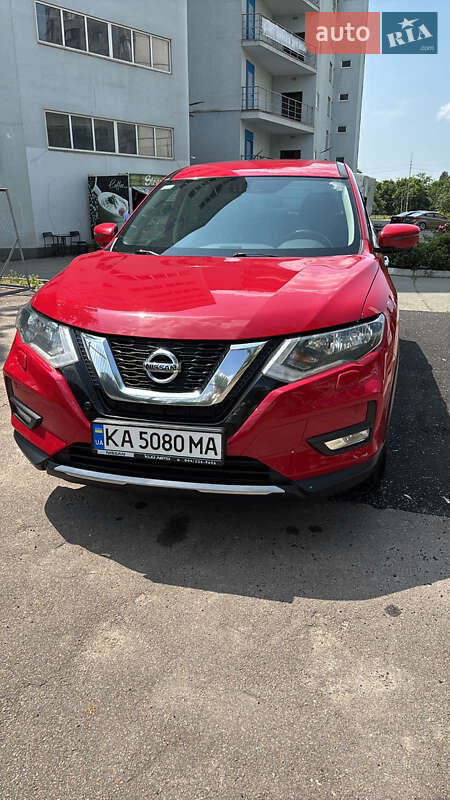 Позашляховик / Кросовер Nissan X-Trail 2017 в Києві