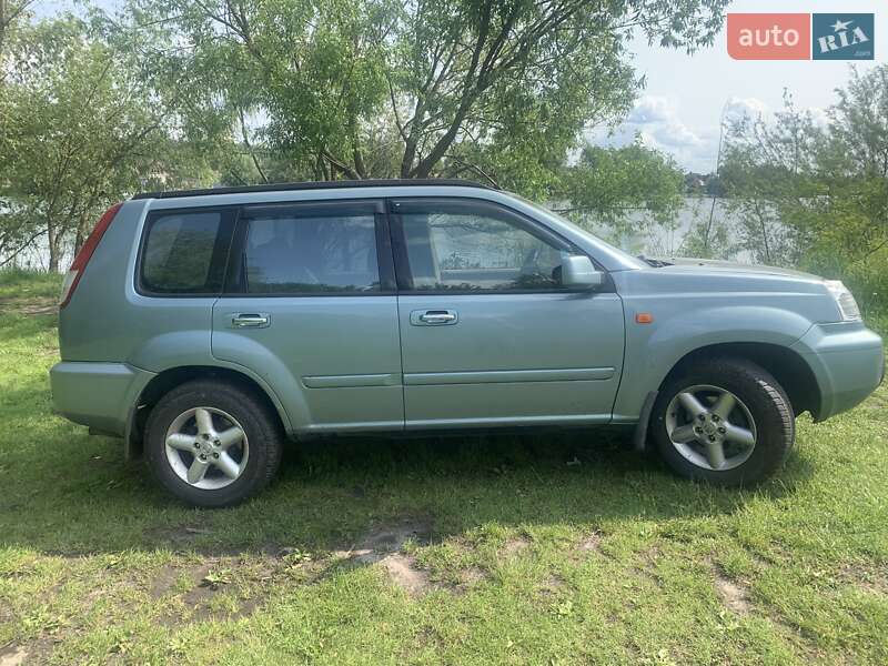 Позашляховик / Кросовер Nissan X-Trail 2003 в Чернігові