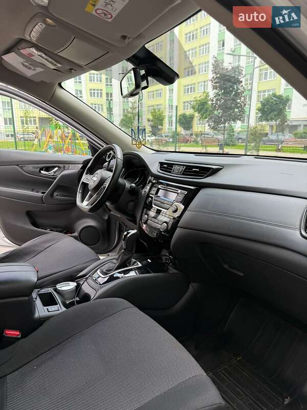 Внедорожник / Кроссовер Nissan X-Trail 2019 в Киеве фото 16 Внедорожник / Кроссовер Nissan X-Trail 2019 в Киеве
