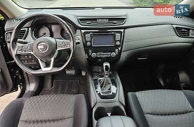 Внедорожник / Кроссовер Nissan X-Trail 2020 в 