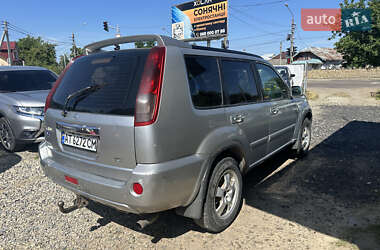 Внедорожник / Кроссовер Nissan X-Trail 2004 в 