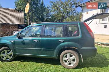 Внедорожник / Кроссовер Nissan X-Trail 2004 в 