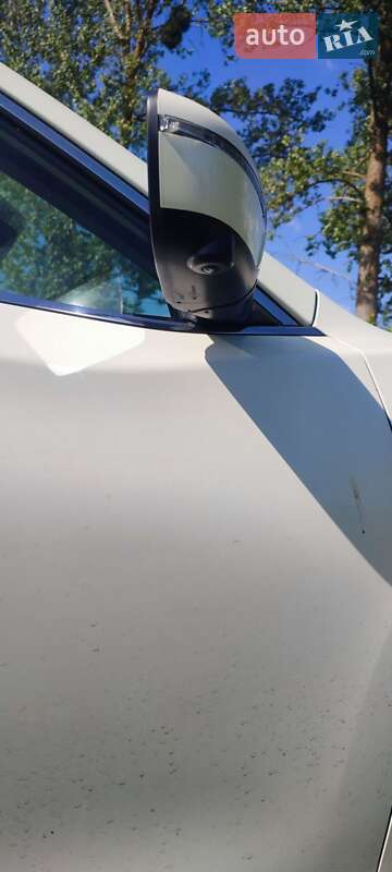 Позашляховик / Кросовер Nissan X-Trail 2018 в Городку