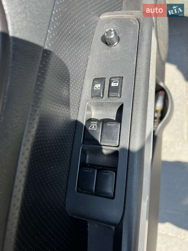 Внедорожник / Кроссовер Nissan X-Trail 2010 в Иршаве