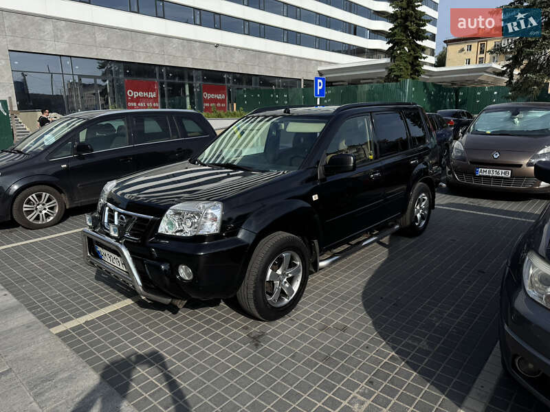 Внедорожник / Кроссовер Nissan X-Trail 2003 в Житомире
