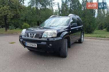 Внедорожник / Кроссовер Nissan X-Trail 2005 в Славянске