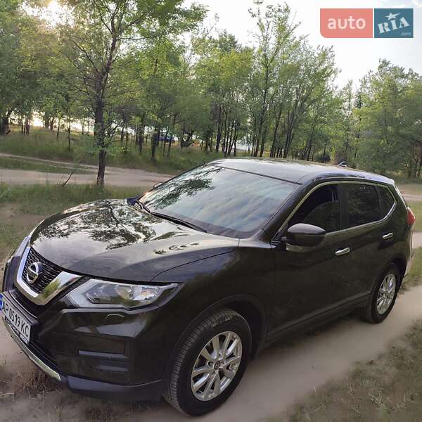 Позашляховик / Кросовер Nissan X-Trail 2019 в Запоріжжі