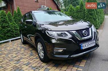 Внедорожник / Кроссовер Nissan X-Trail 2019 в Киеве