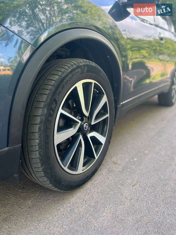 Позашляховик / Кросовер Nissan X-Trail 2015 в Бердичеві