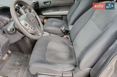 Внедорожник / Кроссовер Nissan X-Trail 2012 в 