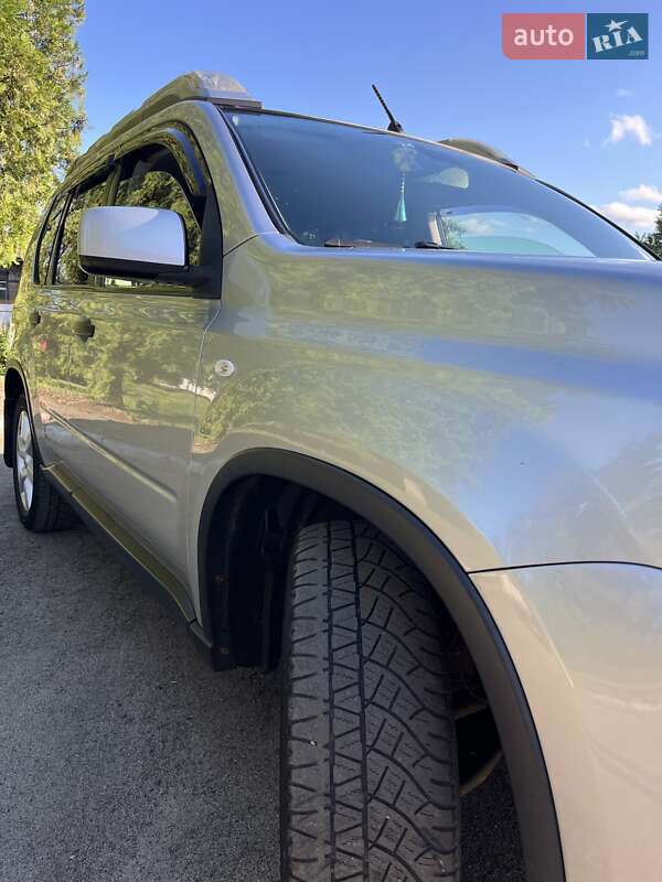 Внедорожник / Кроссовер Nissan X-Trail 2008 в Гадяче