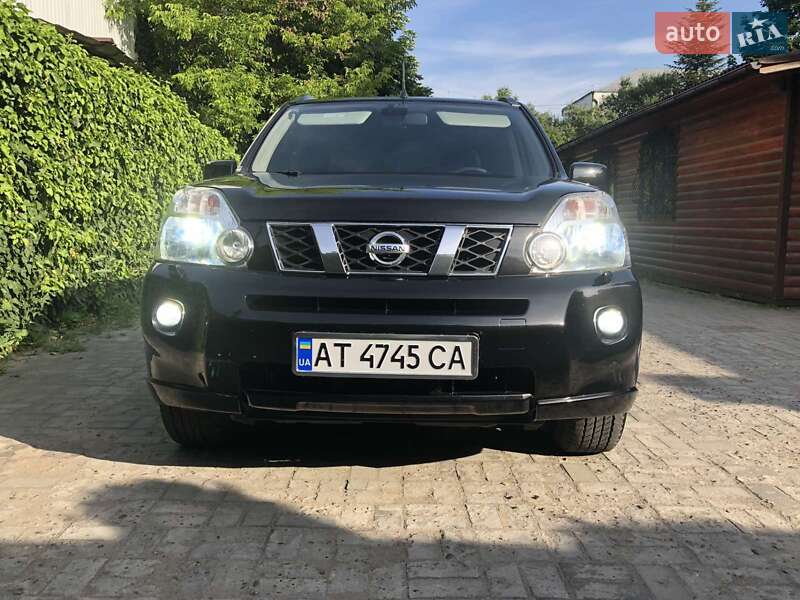 Внедорожник / Кроссовер Nissan X-Trail 2007 в Калуше