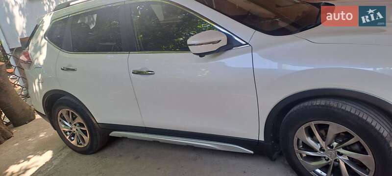 Позашляховик / Кросовер Nissan X-Trail 2014 в Івано-Франківську