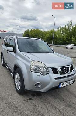 Внедорожник / Кроссовер Nissan X-Trail 2011 в Любешове