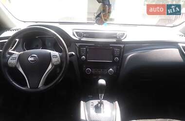 Внедорожник / Кроссовер Nissan X-Trail 2017 в 