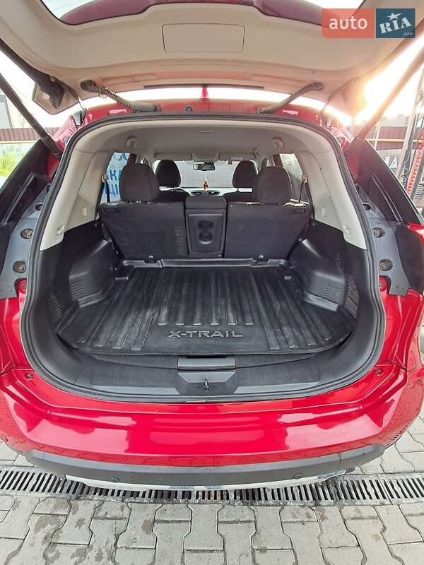 Внедорожник / Кроссовер Nissan X-Trail 2018 в Львове