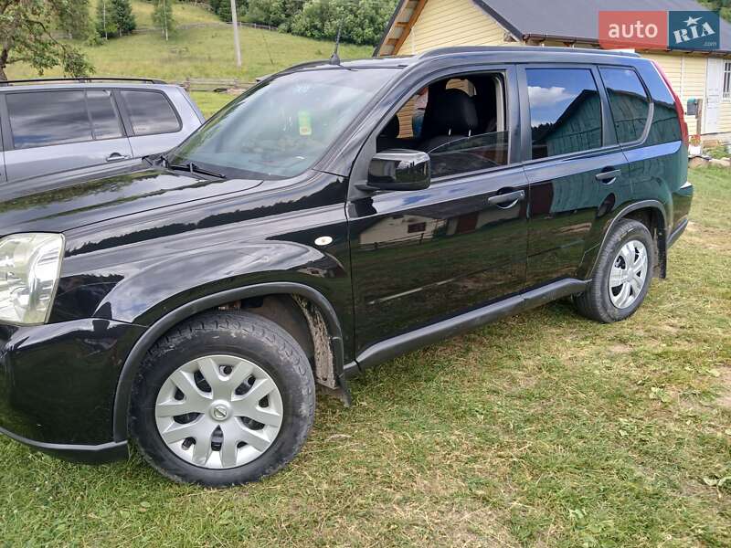 Позашляховик / Кросовер Nissan X-Trail 2007 в Верховині