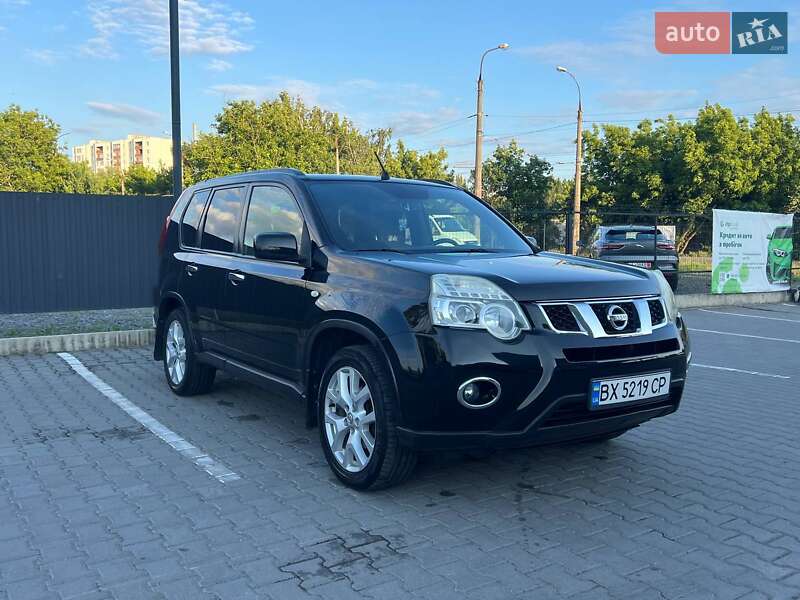Позашляховик / Кросовер Nissan X-Trail 2011 в Хмельницькому