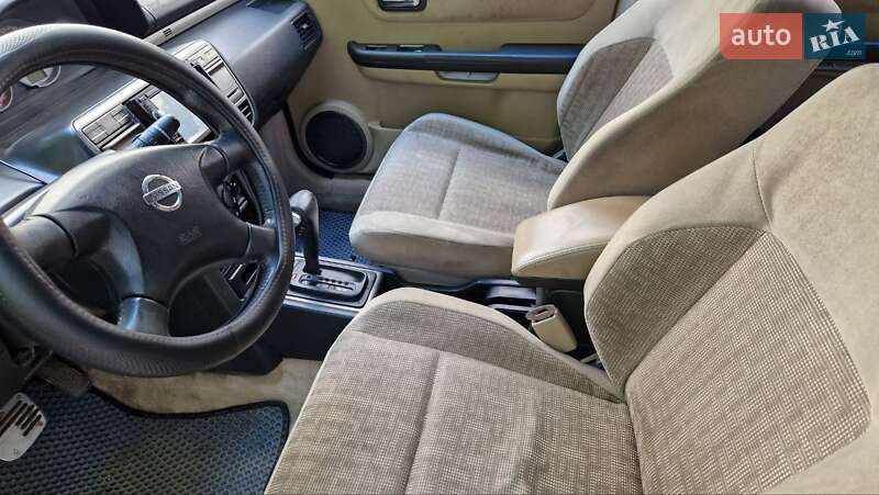 Позашляховик / Кросовер Nissan X-Trail 2002 в Одесі