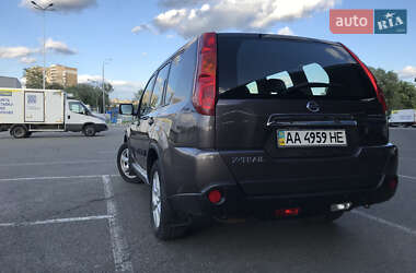 Позашляховик / Кросовер Nissan X-Trail 2008 в 