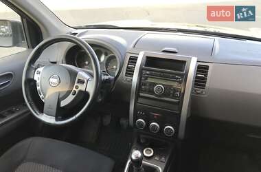 Позашляховик / Кросовер Nissan X-Trail 2008 в 
