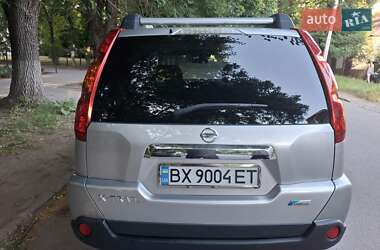Внедорожник / Кроссовер Nissan X-Trail 2010 в 