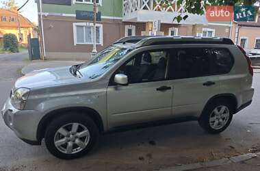 Внедорожник / Кроссовер Nissan X-Trail 2010 в 