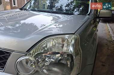 Внедорожник / Кроссовер Nissan X-Trail 2010 в 