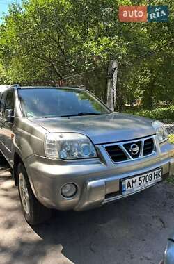Внедорожник / Кроссовер Nissan X-Trail 2003 в Звягеле