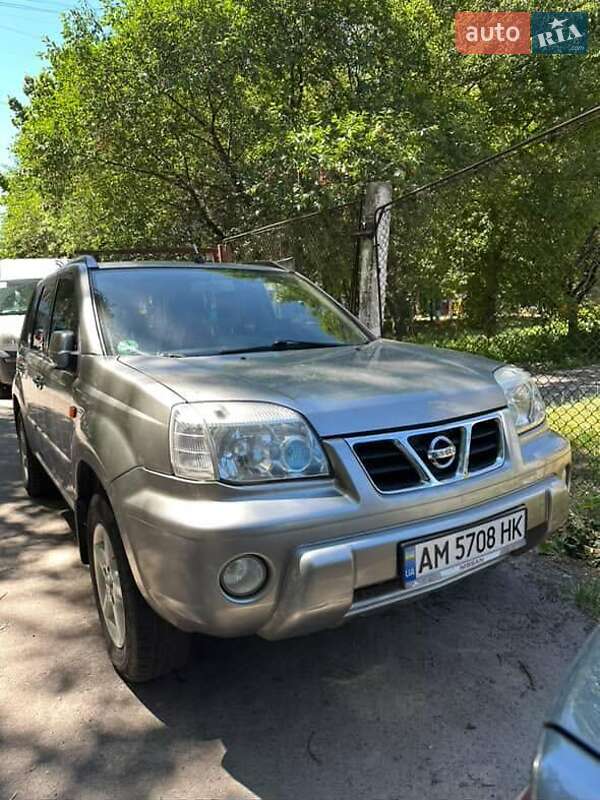 Nissan X-Trail 2003