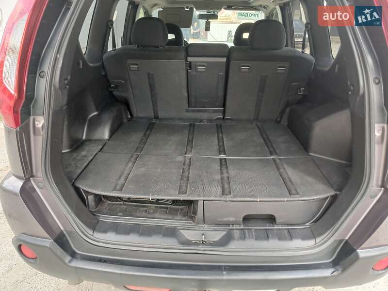 Позашляховик / Кросовер Nissan X-Trail 2013 в Покровському