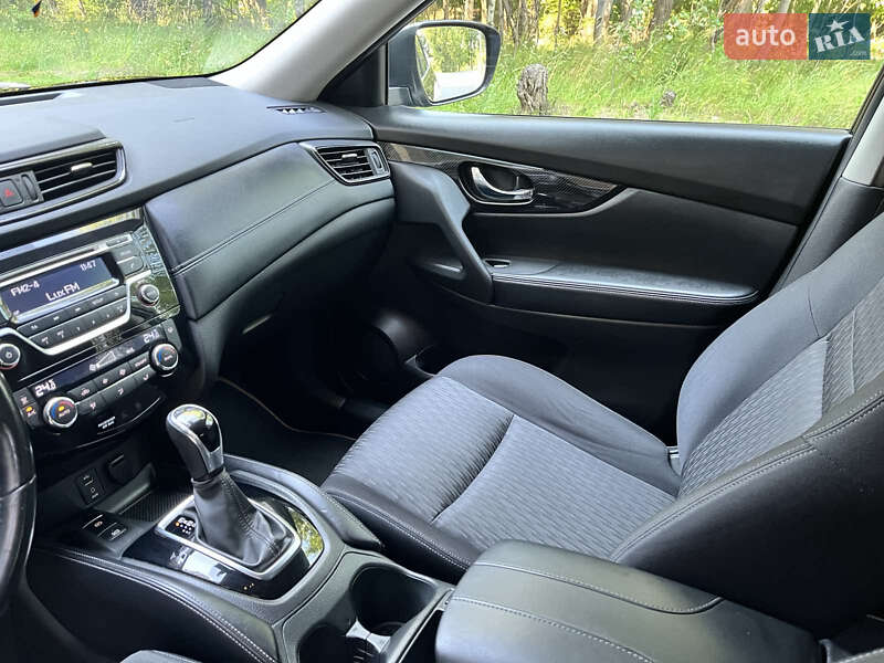 Позашляховик / Кросовер Nissan X-Trail 2018 в Чернігові