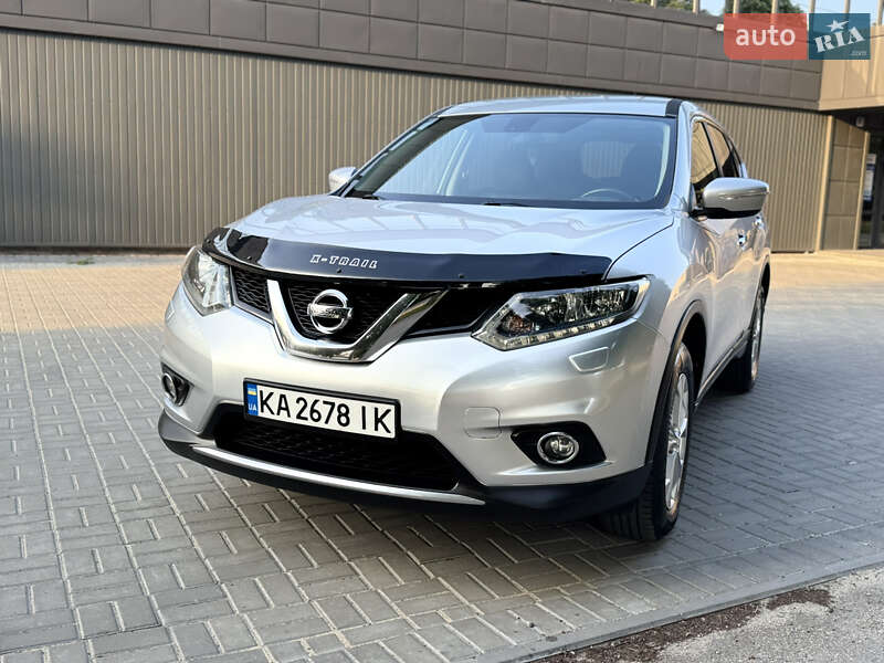 Позашляховик / Кросовер Nissan X-Trail 2016 в Кропивницькому
