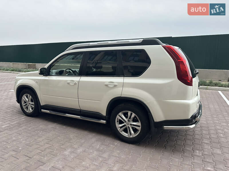 Внедорожник / Кроссовер Nissan X-Trail 2013 в Киеве