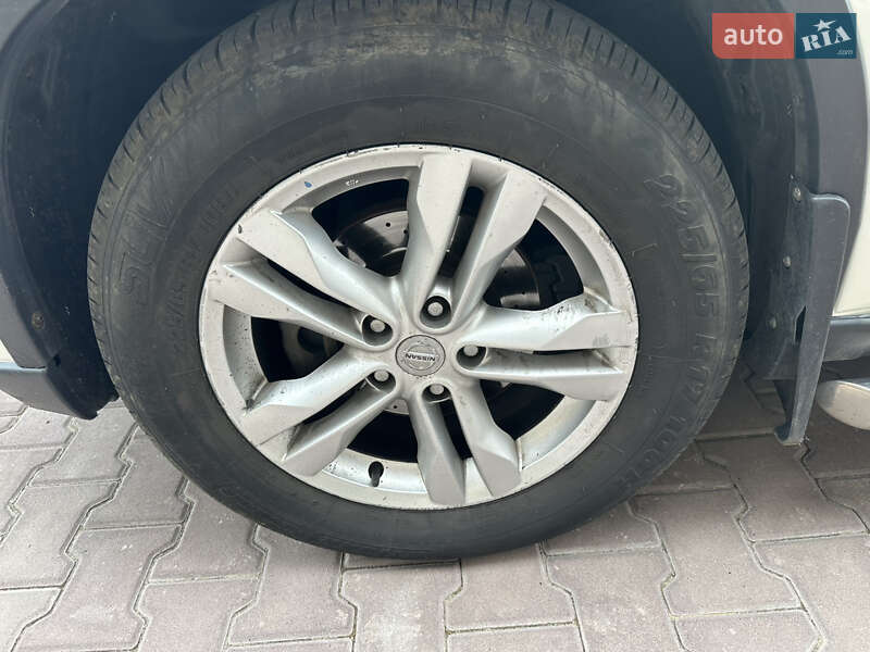 Внедорожник / Кроссовер Nissan X-Trail 2013 в Киеве