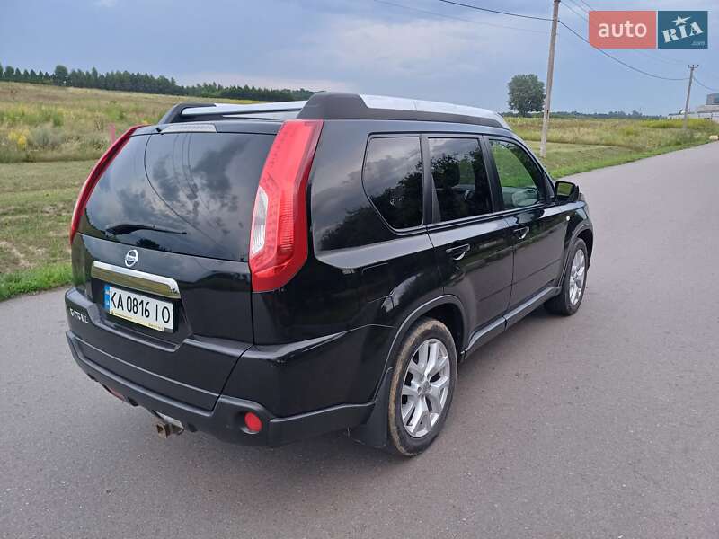 Позашляховик / Кросовер Nissan X-Trail 2012 в Києві