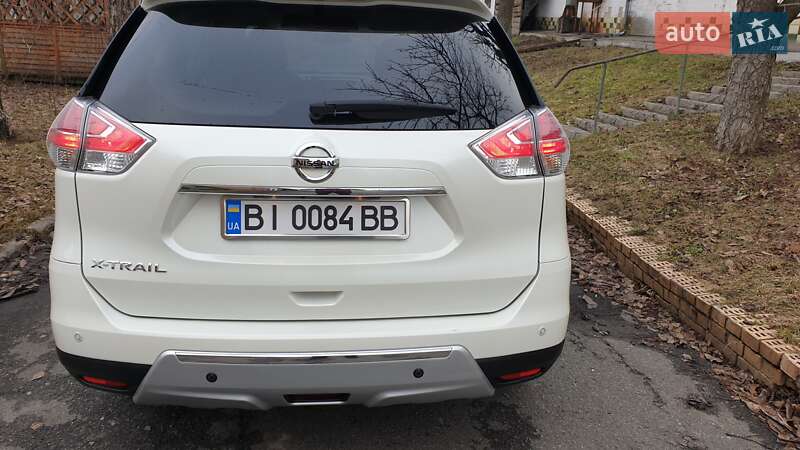 Внедорожник / Кроссовер Nissan X-Trail 2017 в Лубнах