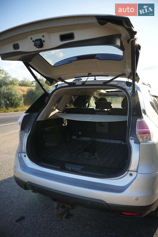 Позашляховик / Кросовер Nissan X-Trail 2016 в Одесі