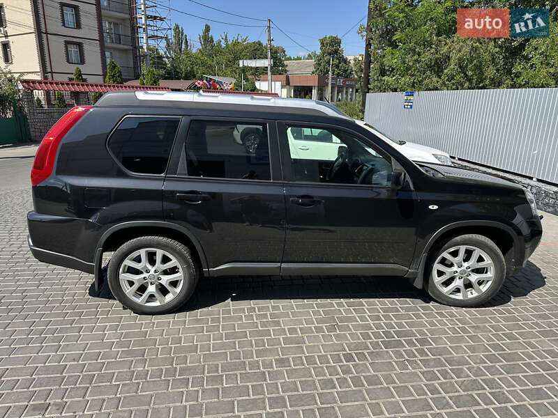 Позашляховик / Кросовер Nissan X-Trail 2011 в Первомайську