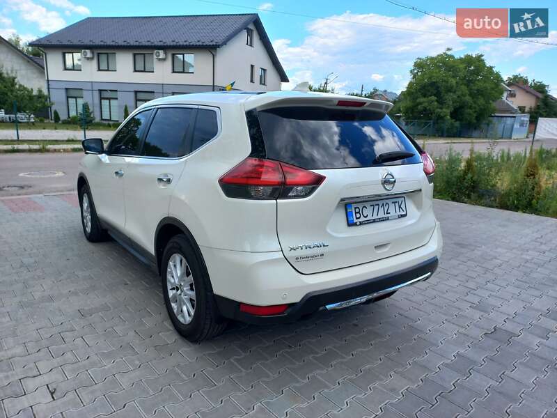 Внедорожник / Кроссовер Nissan X-Trail 2018 в Львове